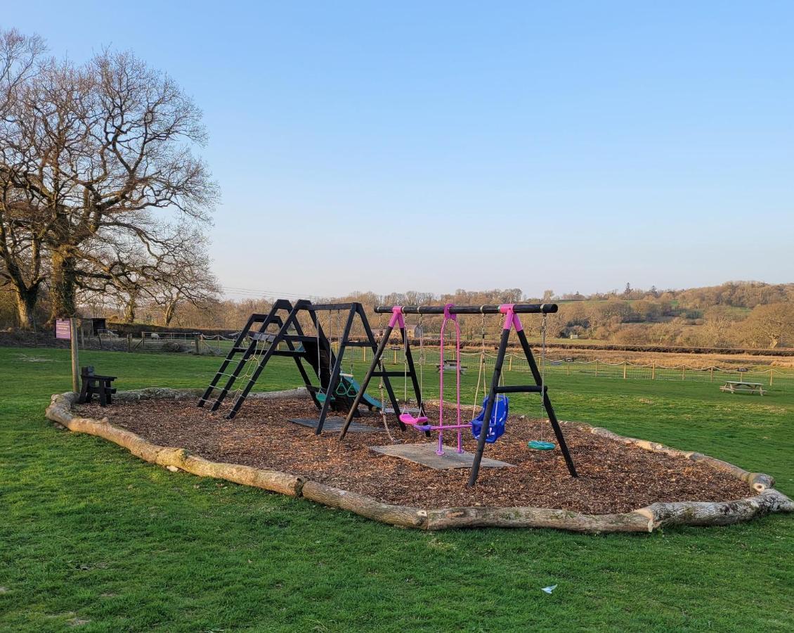 Farmhouse B&B Family Stay Or Romantic Break, On Our Smallholding Close To Narberth Esterno foto
