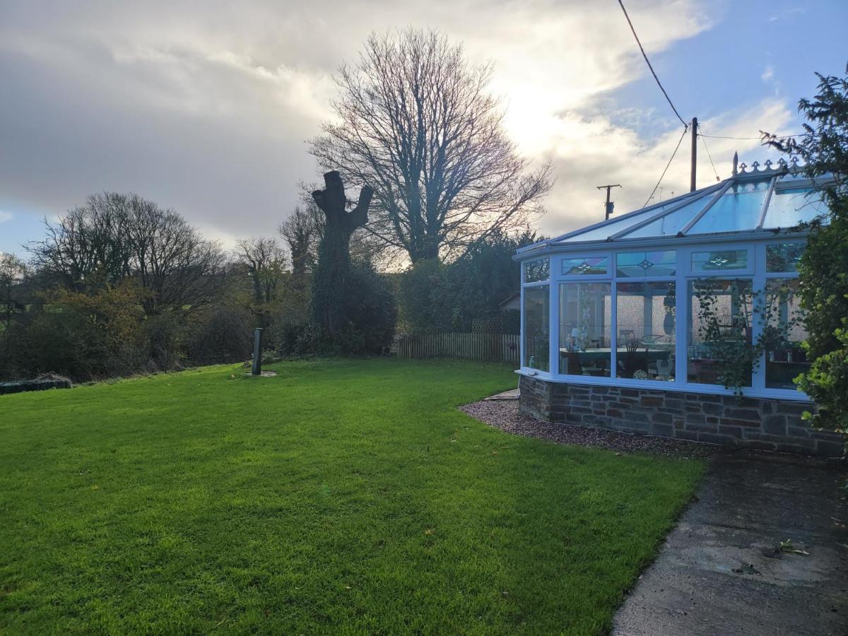 Farmhouse B&B Family Stay Or Romantic Break, On Our Smallholding Close To Narberth Esterno foto